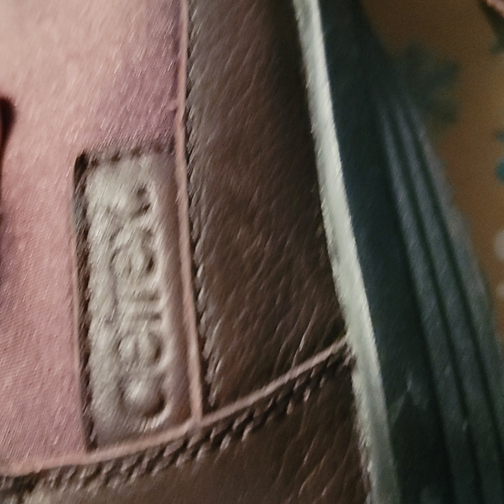 Aetrex brown zip up shoes